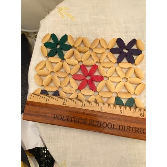 Set of 2, Vintage Wooden Beaded Trivets/Hot Pads, 1 round(ish), 1 rectangular. - Picture 8 of 12
